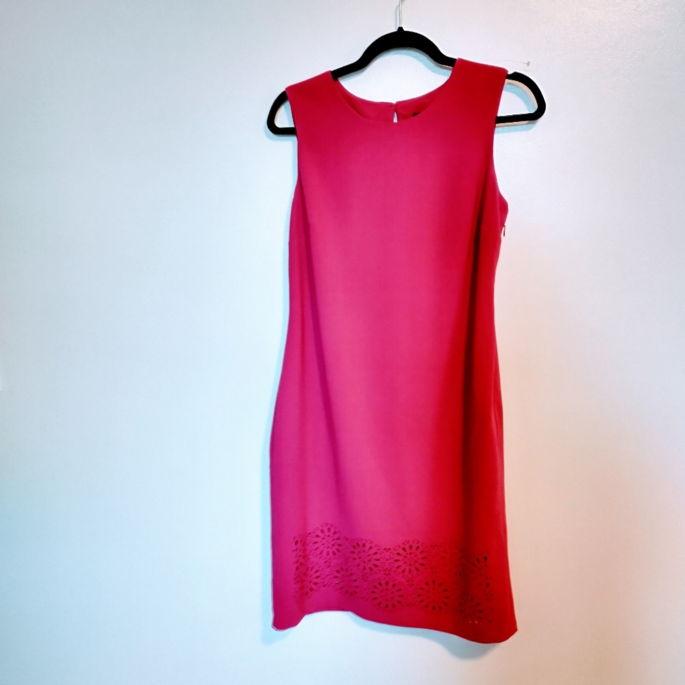 Banana Republic pink sleeveless sheath dress with eyelet cutouts along the hem. - Picture 2 of 6